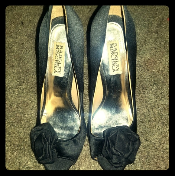 Heels - Picture 1 of 5